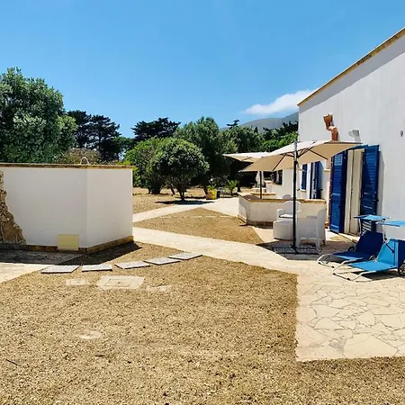 Guest house Canova Luxury A Pochi Passi Dal Centro 4*