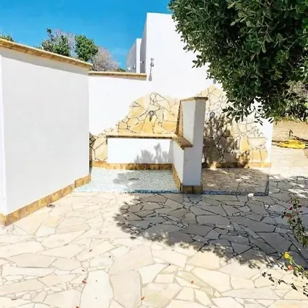 Guest house Canova Luxury A Pochi Passi Dal Centro Favignana