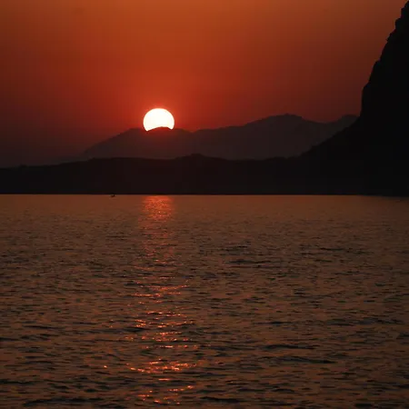 Canova Luxury A Pochi Passi Dal Centro 4* Favignana