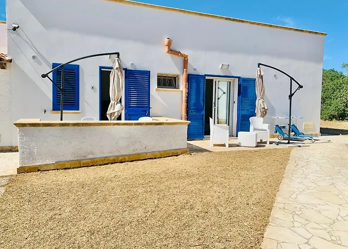 Canova Luxury A Pochi Passi Dal Centro Guest house Favignana